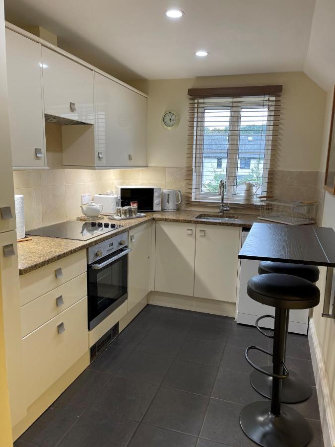 Ground Floor Garden Cottage, Near Stonehenge 쉬루톤 외부 사진
